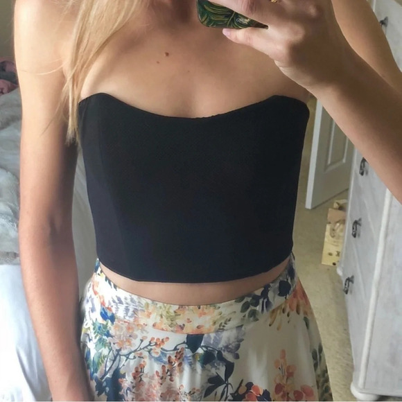 Wayf • Textured Black Corset Tube Top - Picture 1 of 7